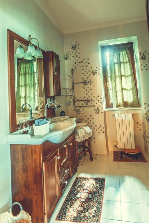 サリアーノ・ネル・チミーノ Il Boschetto Di Castagni Bed & Breakfast エクステリア 写真
