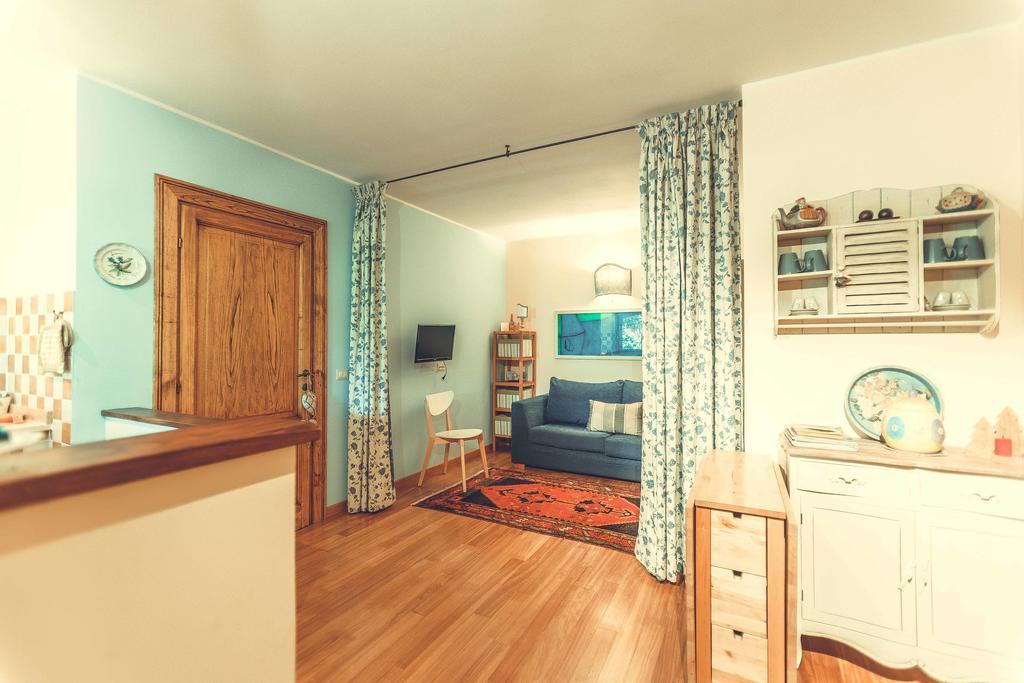 サリアーノ・ネル・チミーノ Il Boschetto Di Castagni Bed & Breakfast エクステリア 写真