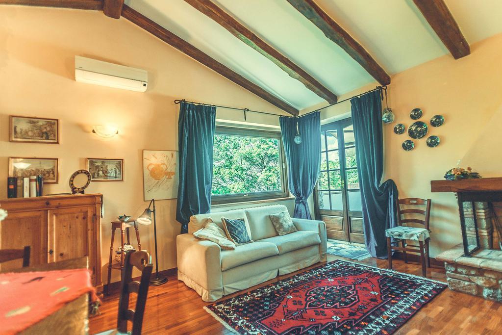 サリアーノ・ネル・チミーノ Il Boschetto Di Castagni Bed & Breakfast エクステリア 写真